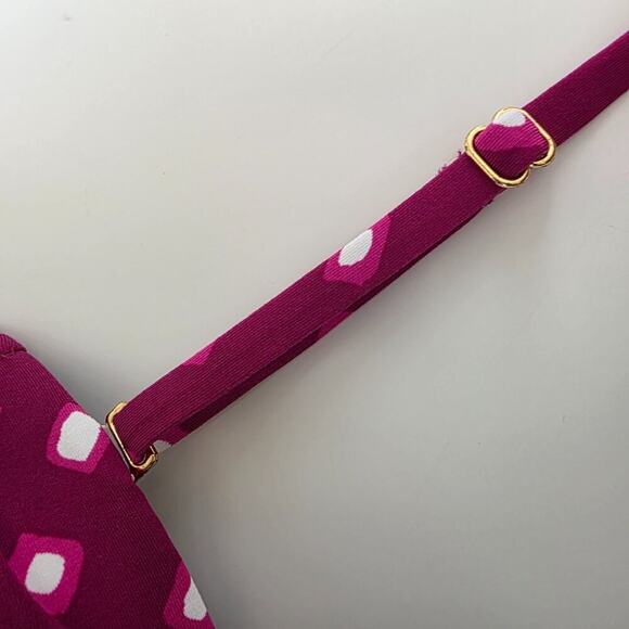 Ann Taylor LOFT Beach One Piece Swimsuit Size 14 Pink White Cutout Bandeau Adj - Picture 11 of 12